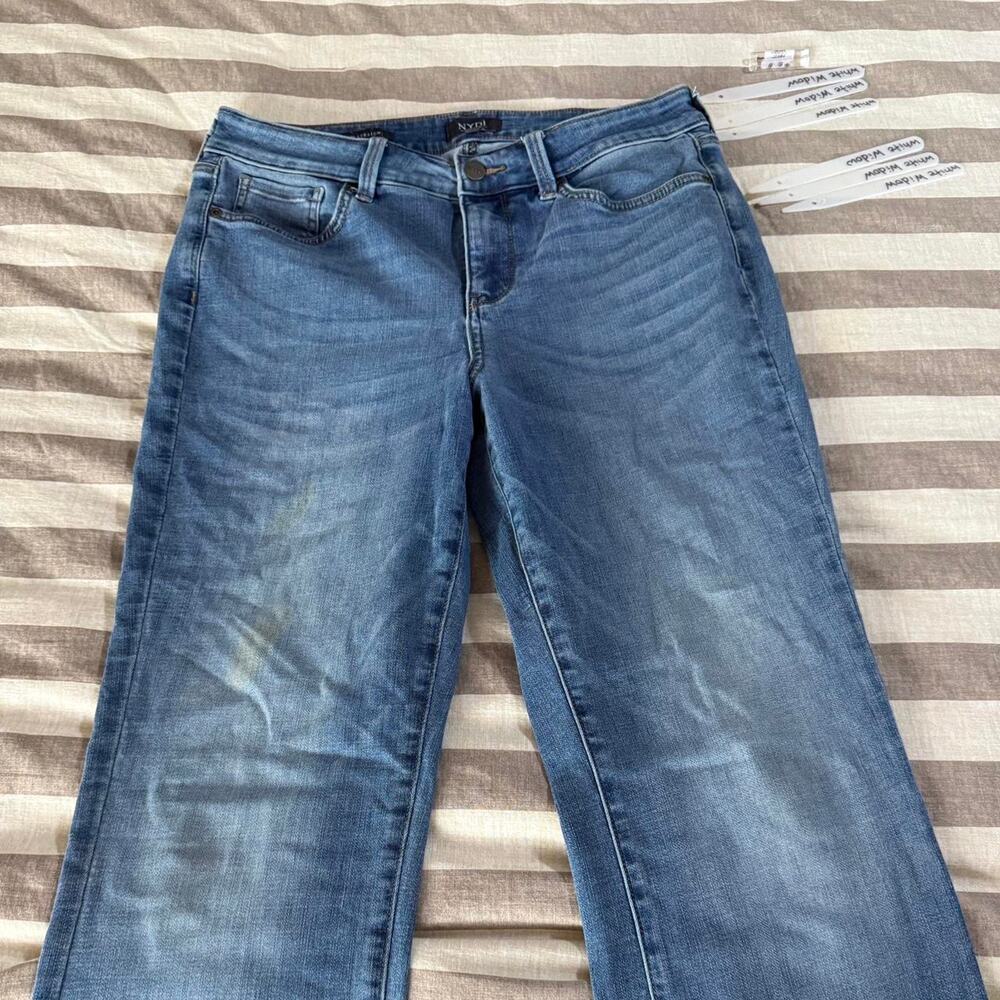 Title nydj marilyn straight jeans